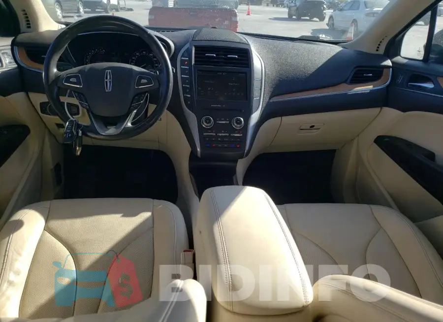 5LMCJ1A96FUJ28525 Photo# 8