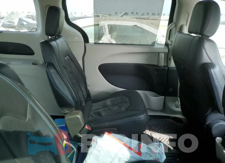 2C4RC1BG5MR574524 Photo# 11