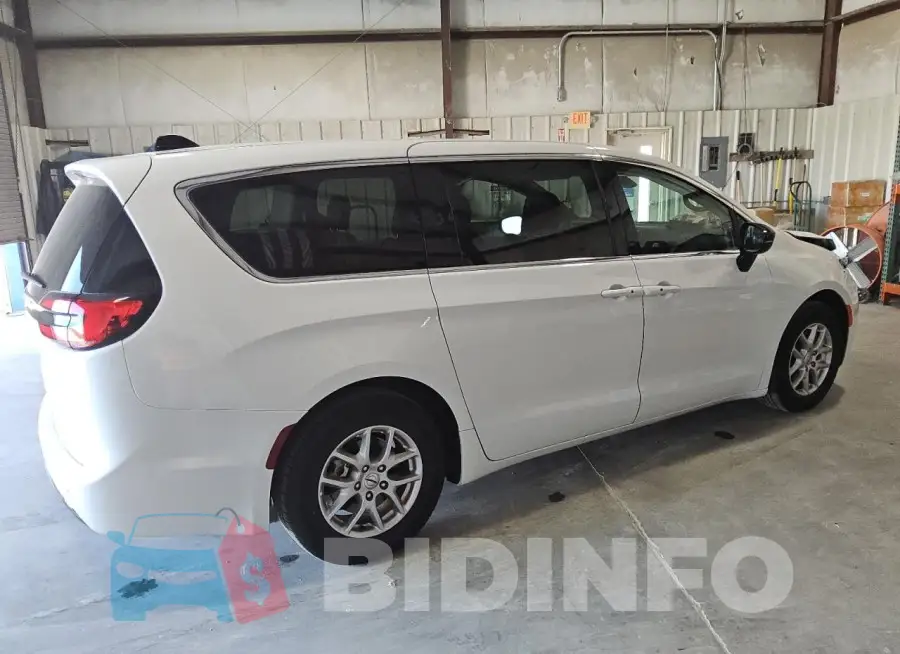 2C4RC1BG6RR154634 Photo# 3