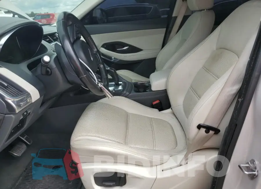SADFJ2FX4J1Z26733 Photo# 7