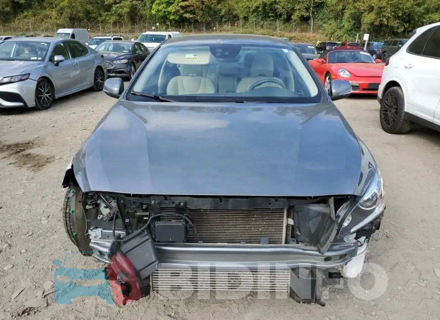 LYV402TM5HB153323 Photo# 5