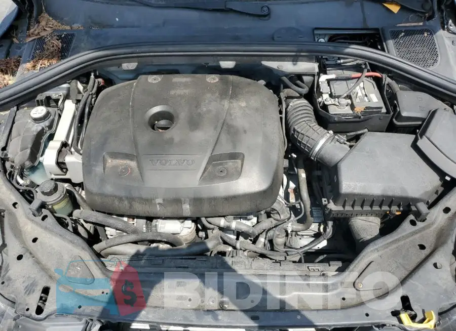 YV449MDK6F2720732 Photo# 11