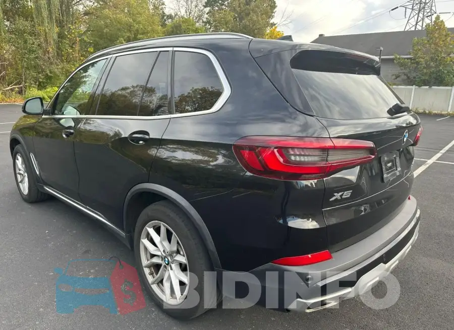 5UXCR6C06M9F24743 Photo# 2