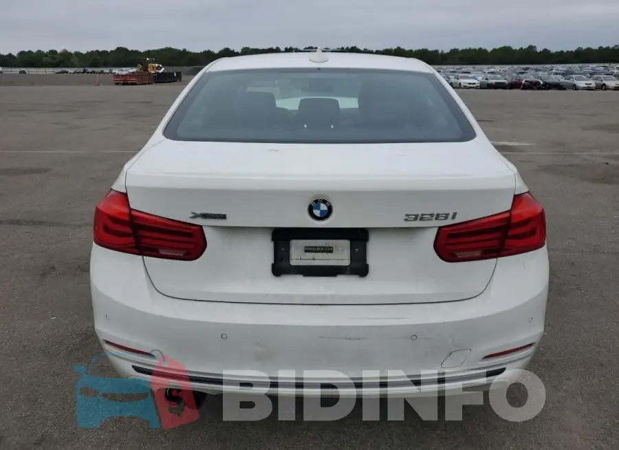WBA8E3G5XGNU05834 Photo# 6