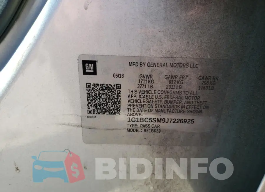 1G1BC5SM9J7226925 Photo# 12