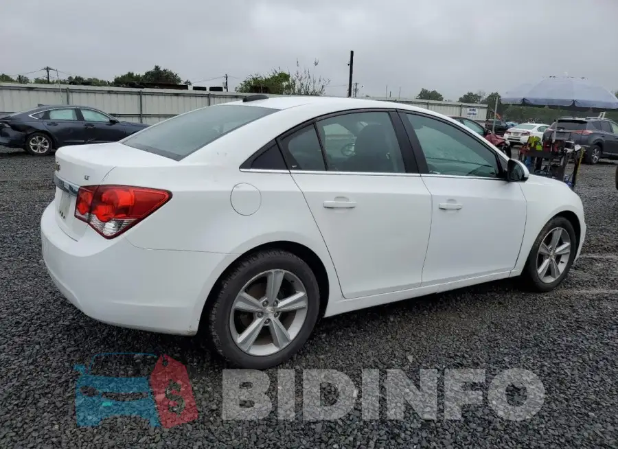 1G1PE5SB3F7229891 Photo# 3
