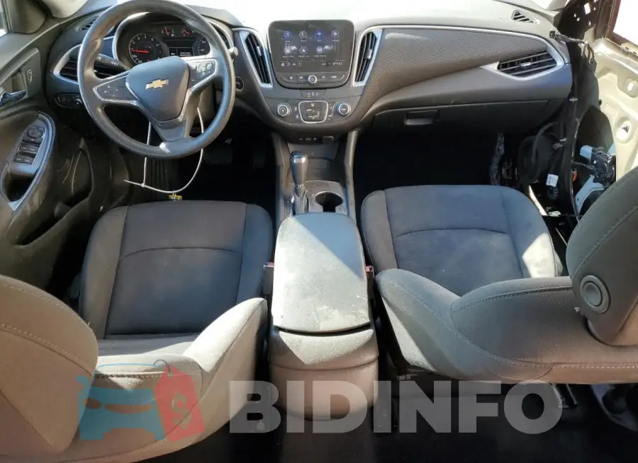 1G1ZB5ST4LF157112 Photo# 8