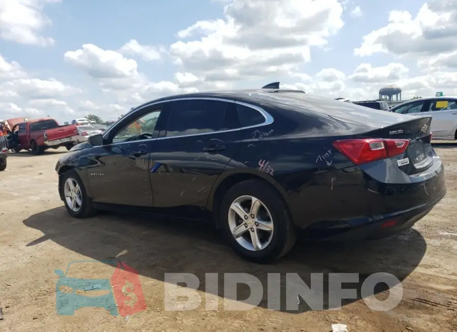 1G1ZB5ST8NF190021 Photo# 2