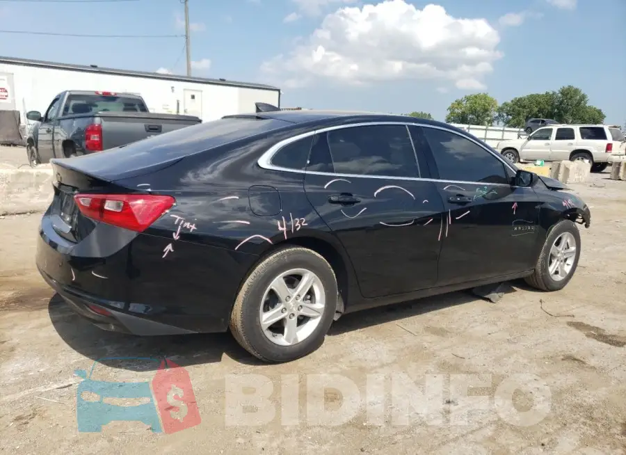 1G1ZB5ST8NF190021 Photo# 3