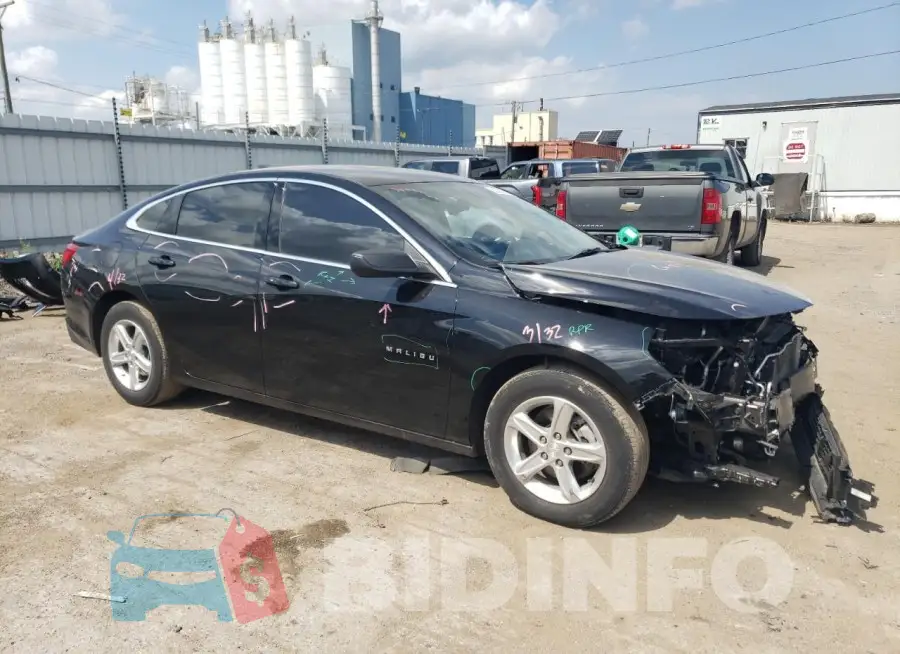 1G1ZB5ST8NF190021 Photo# 4