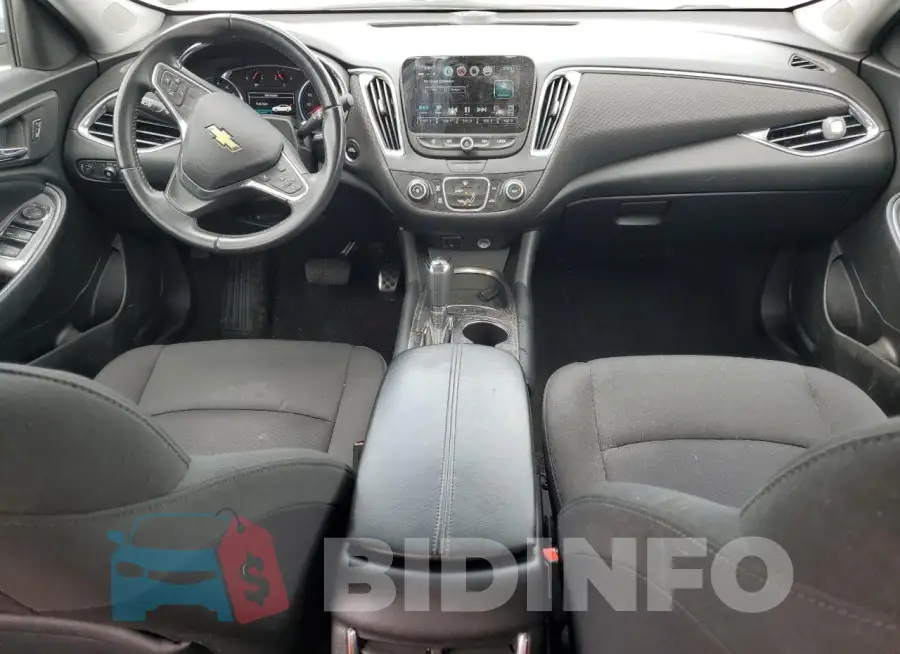 1G1ZD5ST0JF134787 Photo# 8
