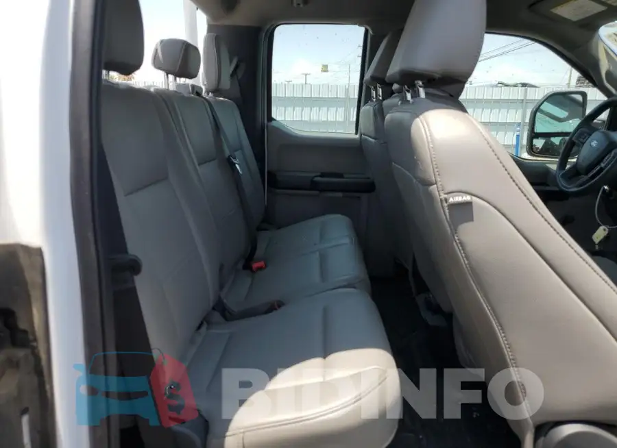 1FT7X2A69NEE39149 Photo# 10