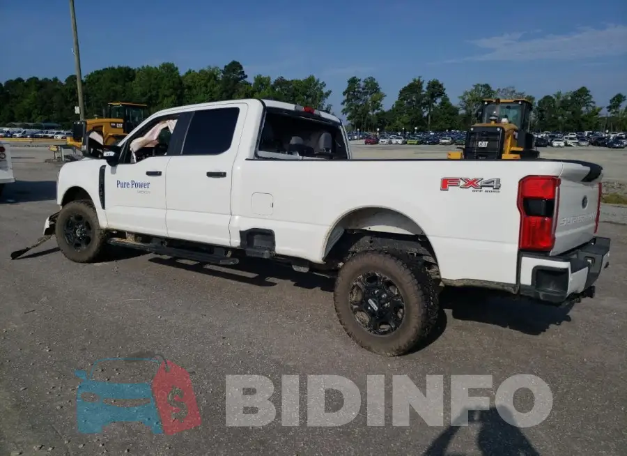 1FT8W2BA9PEC15747 Photo# 2