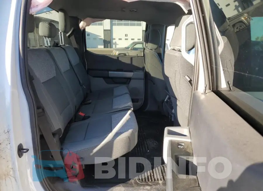 1FT8W3BN2REC28710 Photo# 10