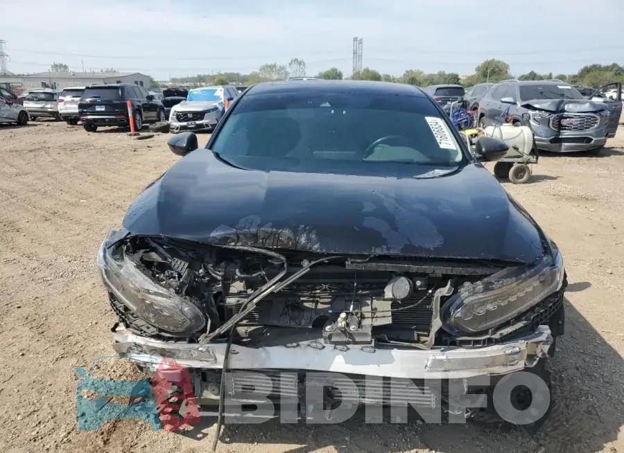 1HGCV2F92KA026842 Photo# 5
