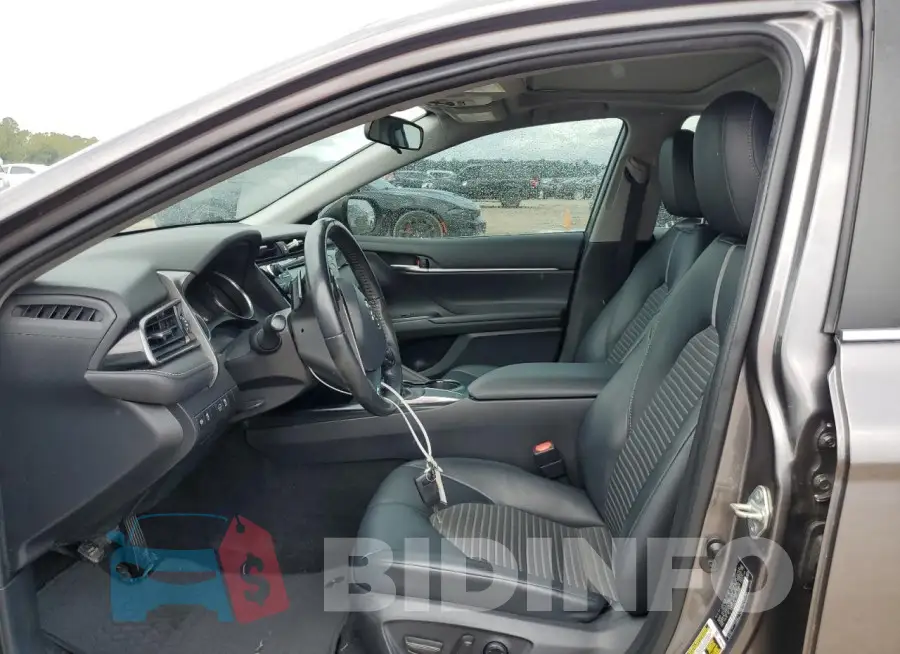4T1G11AK8LU502586 Photo# 7