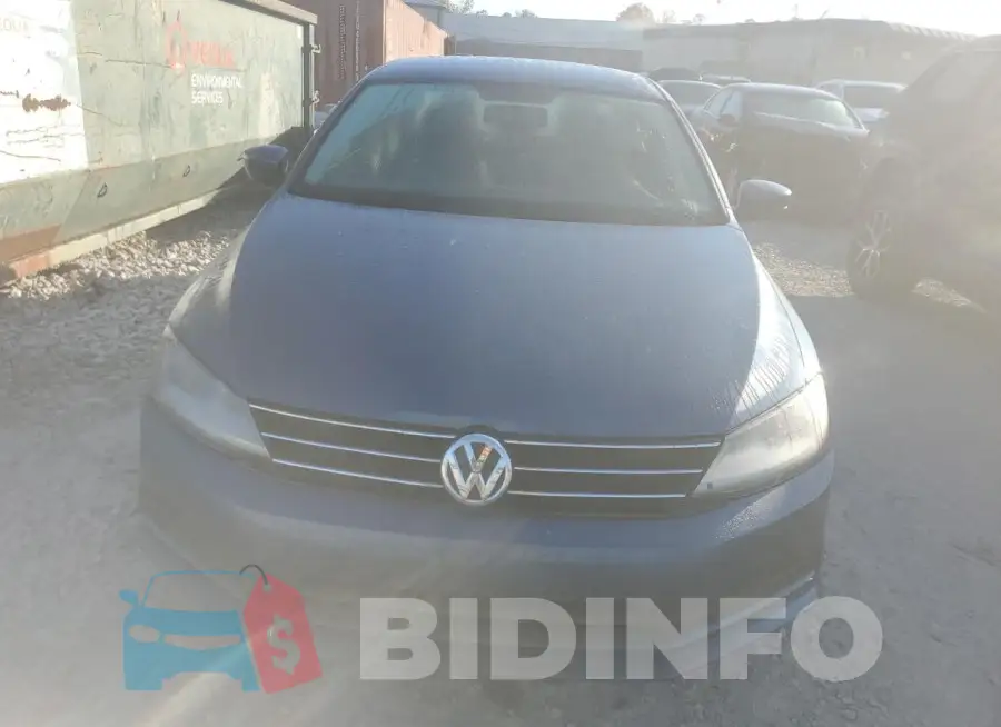 3VW2B7AJ1HM279659 Photo# 5