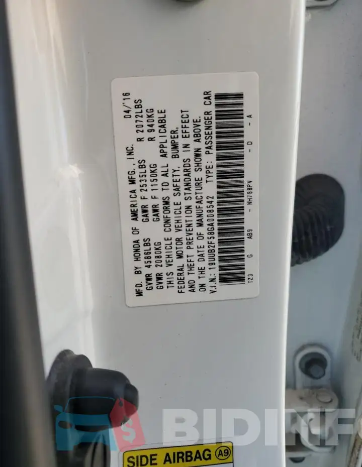 19UUB2F58GA008542 Photo# 12