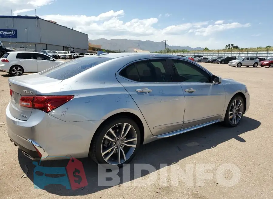19UUB3F42KA005383 Photo# 3