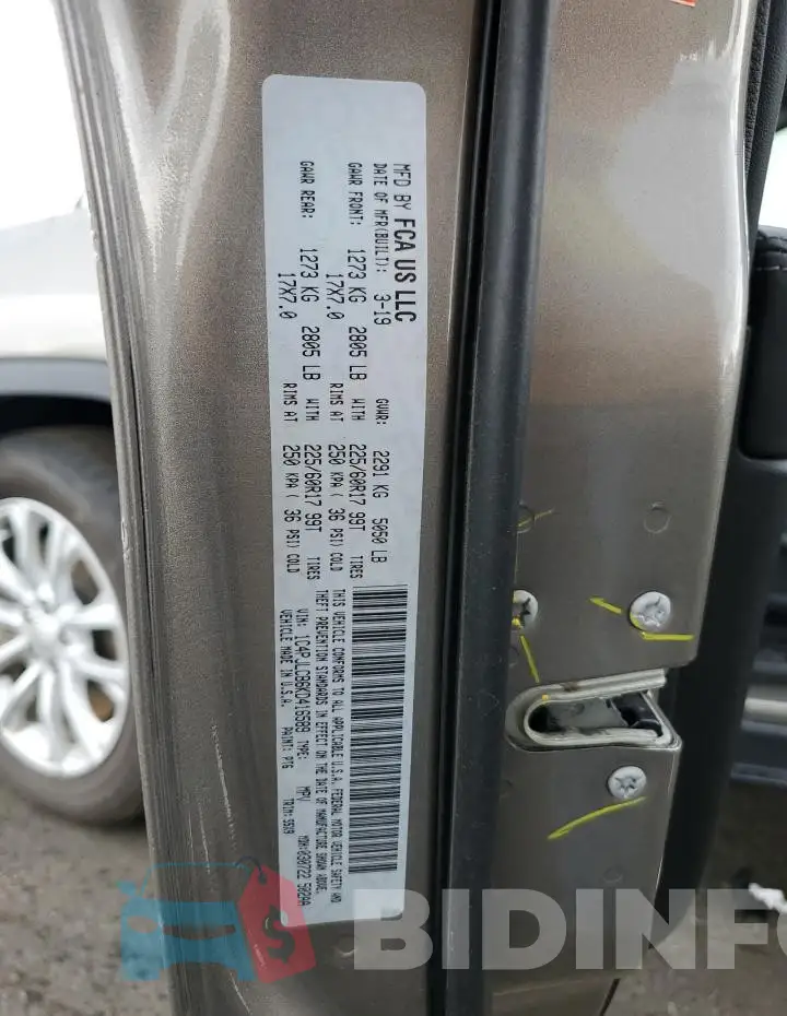 1C4PJLCB6KD416589 Photo# 13