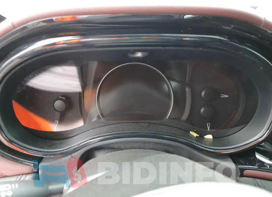 1C4SDHET7MC758811 Photo# 9