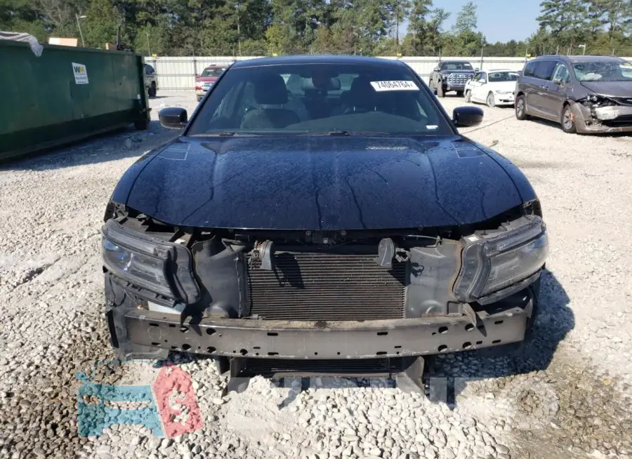 2C3CDXBG6FH813310 Photo# 5