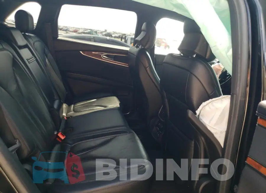 2LMPJ8LP5JBL29313 Photo# 11