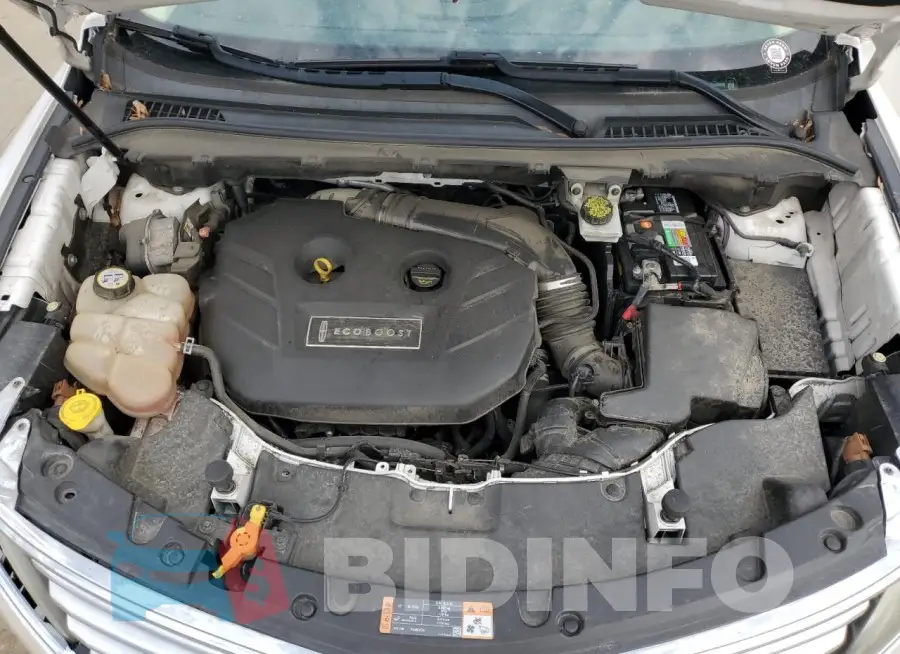5LMCJ1A91FUJ23572 Photo# 12