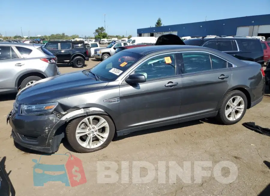 1FAHP2E82JG142051 Photo# 1