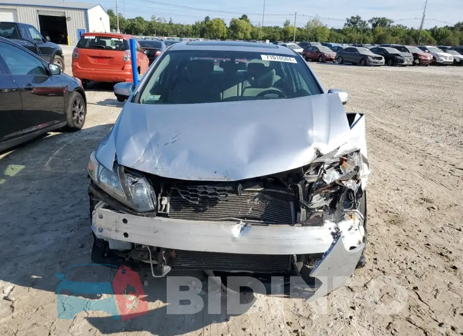 19XFB2F8XFE227015 Photo# 5