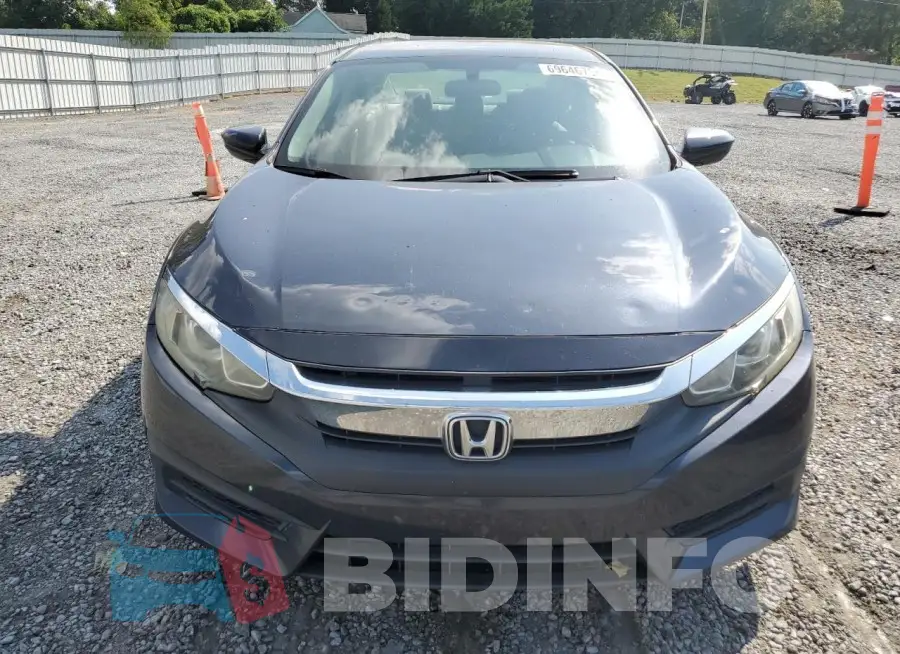 19XFC2F56GE095892 Photo# 5
