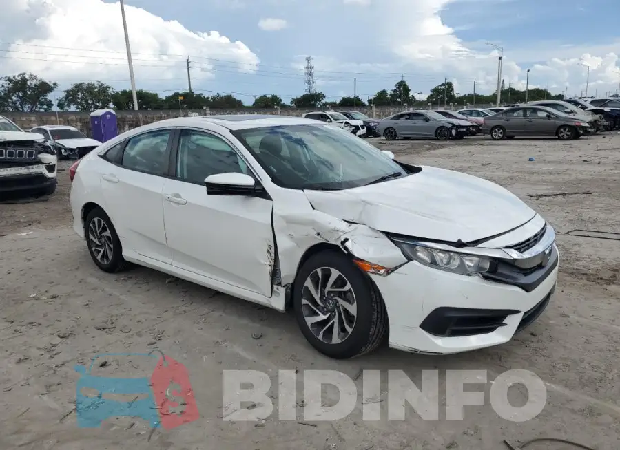 19XFC2F76HE047635 Photo# 4