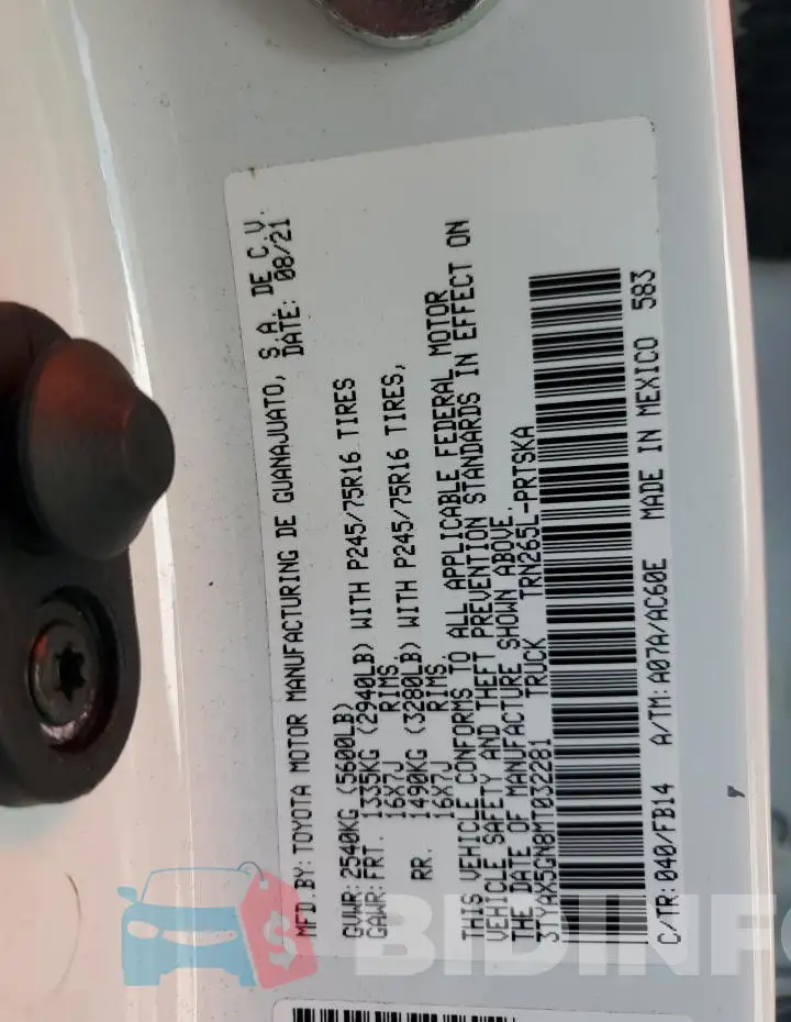 3TYAX5GN8MT032281 Photo# 13