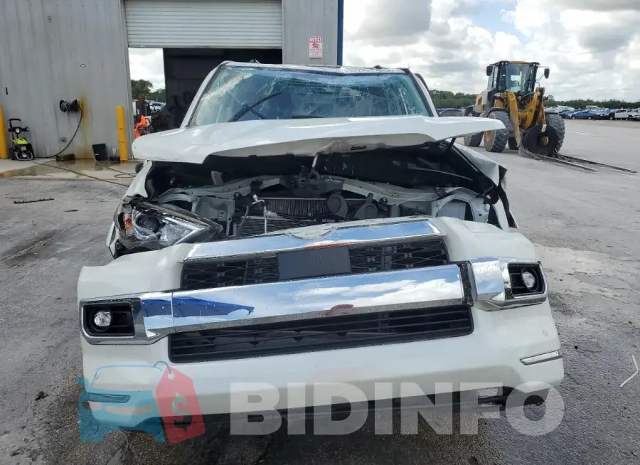 JTEDU5JR6M5228850 Photo# 5