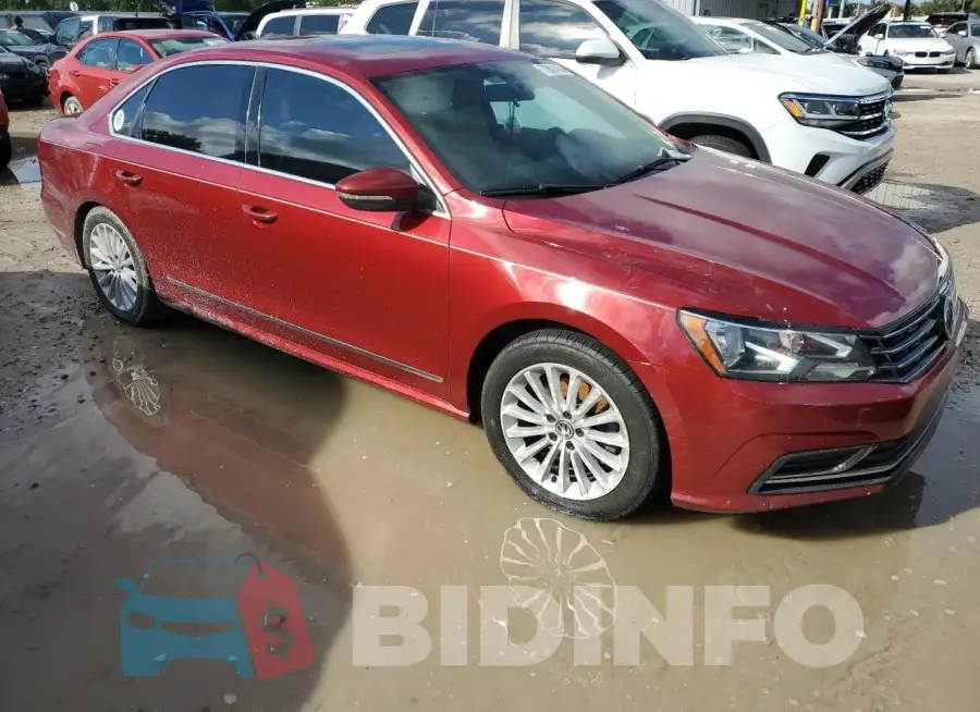 1VWBS7A36GC014270 Photo# 4