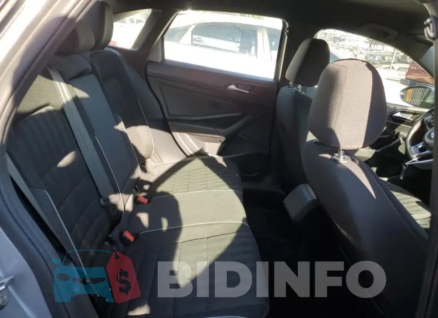 3VW6T7BU4KM225397 Photo# 10