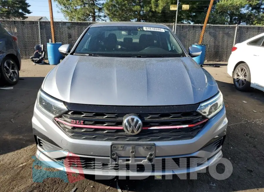 3VW6T7BU4KM225397 Photo# 5