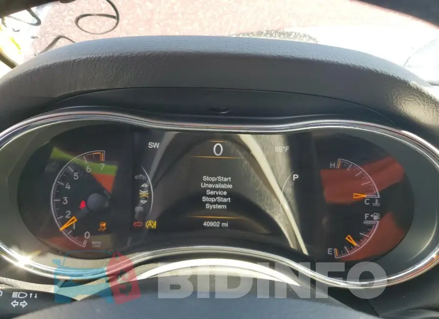 1C4RJFBG1LC228271 Photo# 9