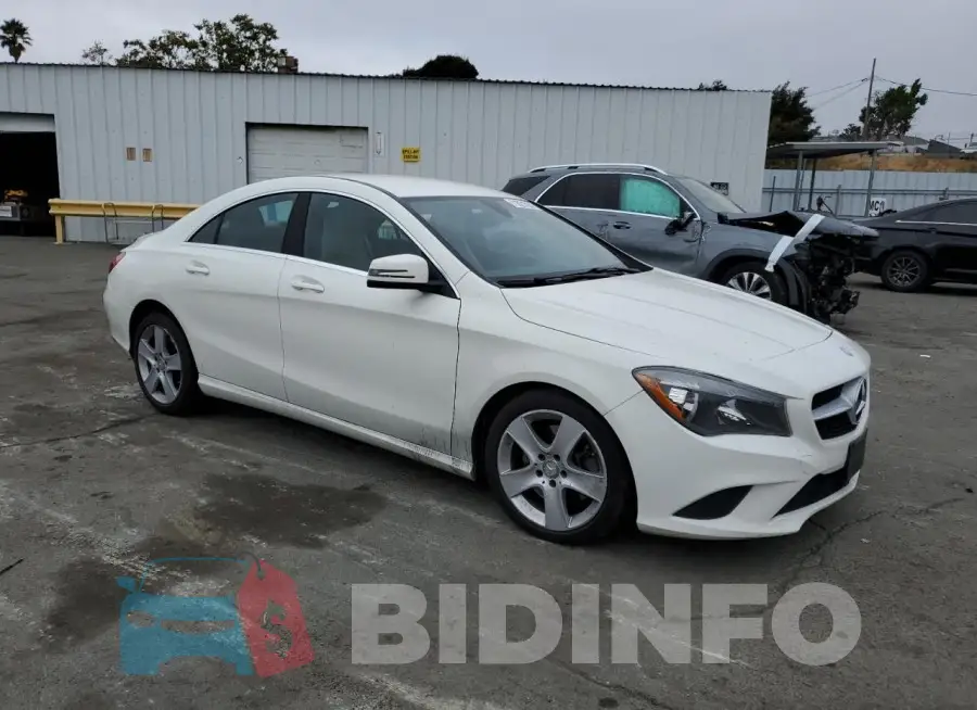 WDDSJ4EB7FN250585 Photo# 4