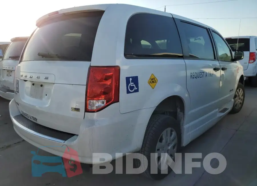 2C7WDGBG8KR699715 Photo# 3