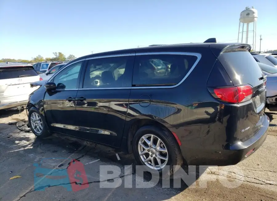 2C4RC1CGXNR229828 Photo# 2