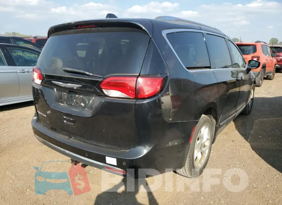 2C4RC1EG4HR560292 Photo# 3