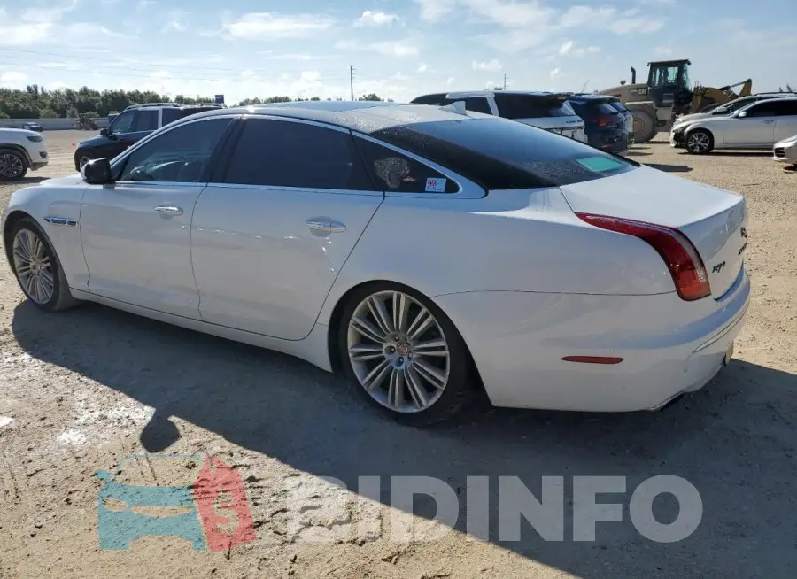 SAJWA2GZ2F8V85618 Photo# 2