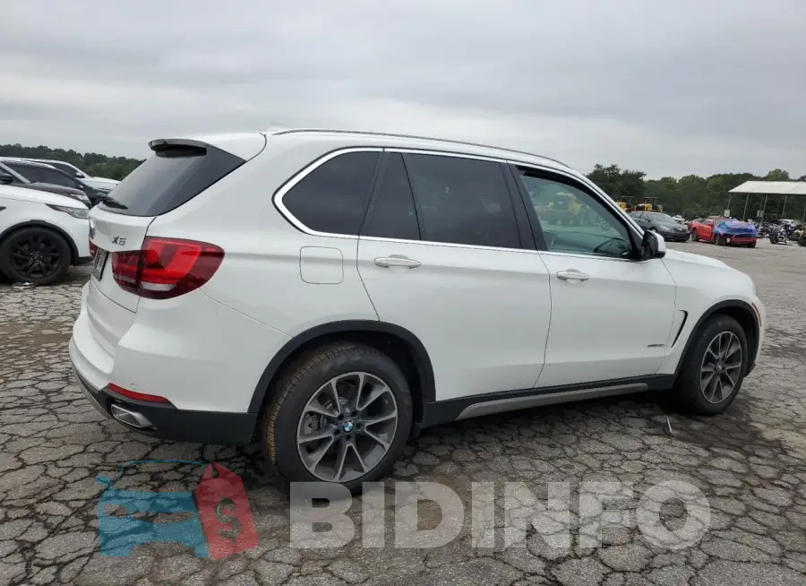5UXKR2C5XJ0Z18484 Photo# 3