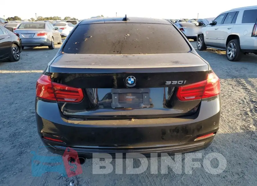 WBA8B9C52HK675886 Photo# 6
