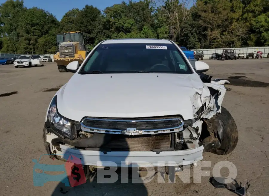 1G1PE5SB3G7209853 Photo# 5