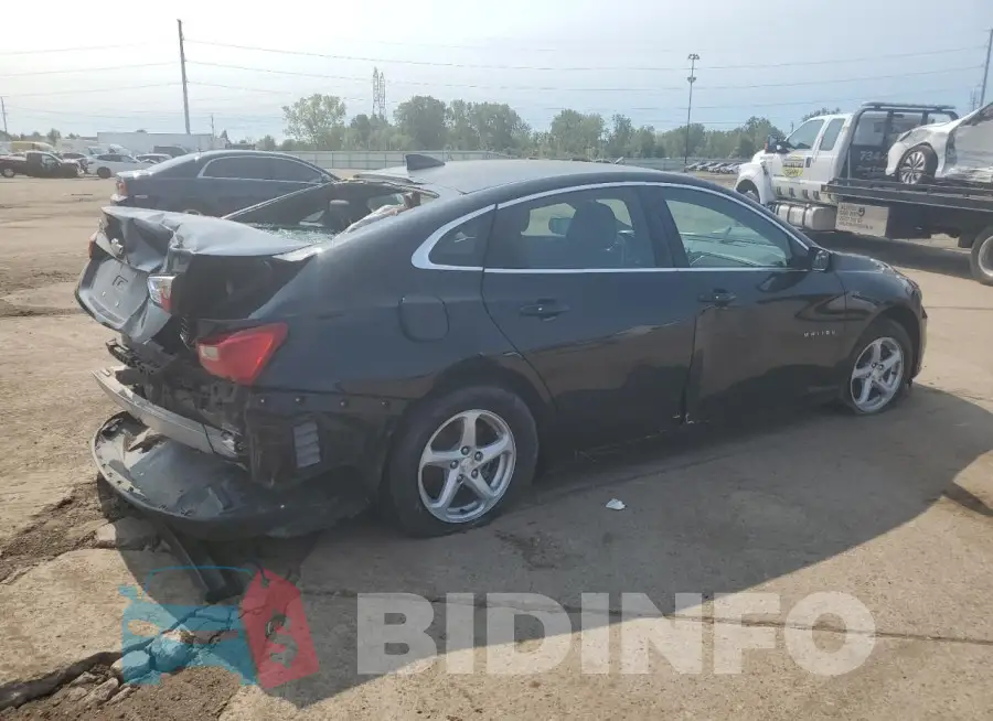 1G1ZB5ST4HF102957 Photo# 3