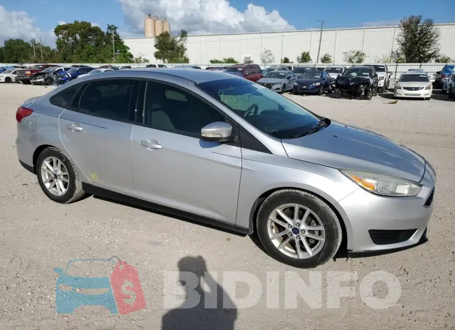 1FADP3F21GL368130 Photo# 4