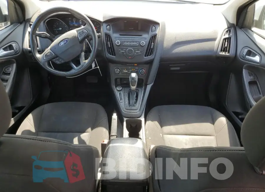 1FADP3F22FL375621 Photo# 8