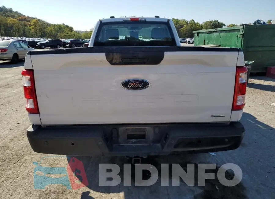 1FTMF1EP1PKD66740 Photo# 10
